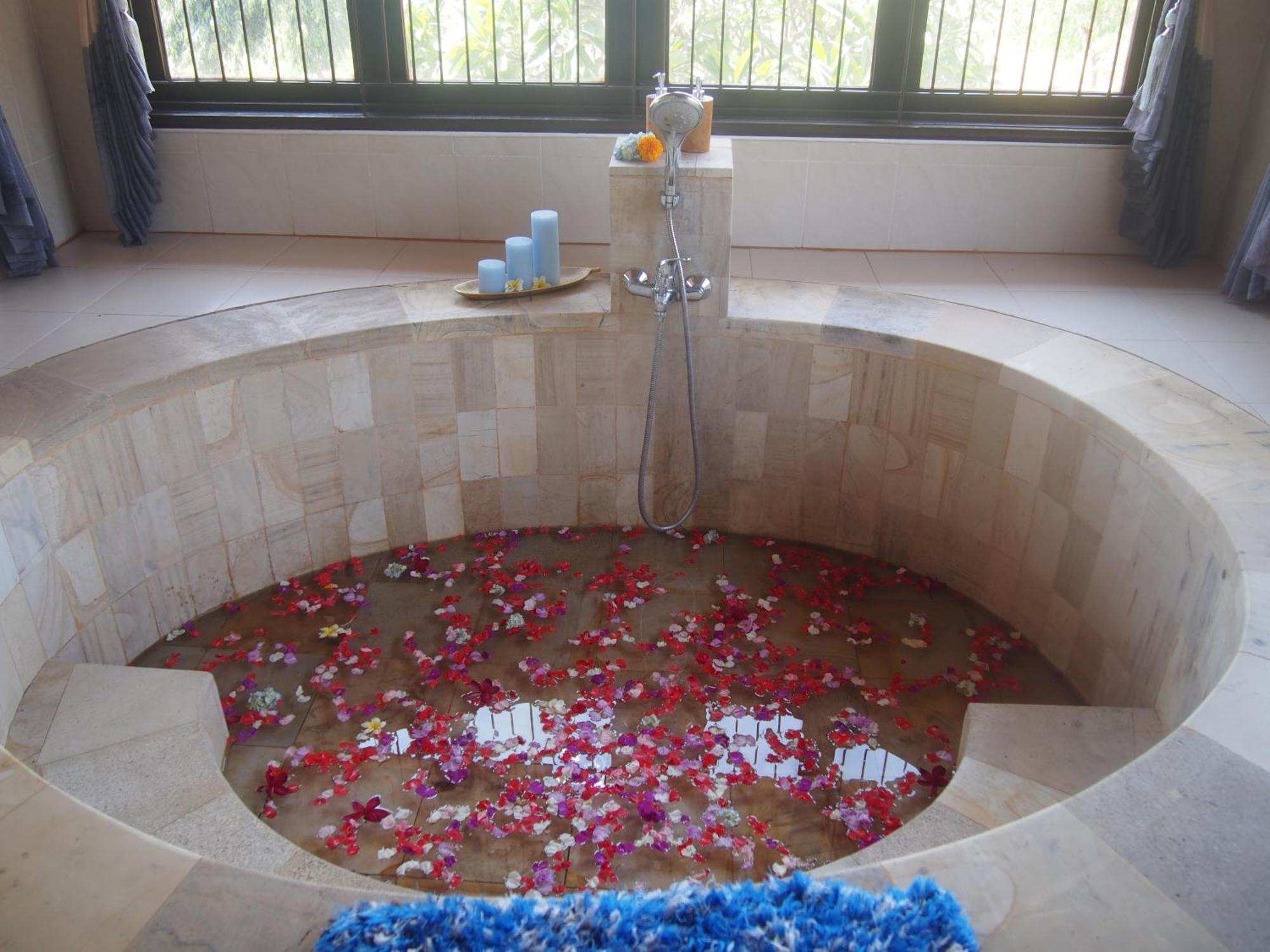 Villa Omah Semar Tulamben  Ngoại thất bức ảnh