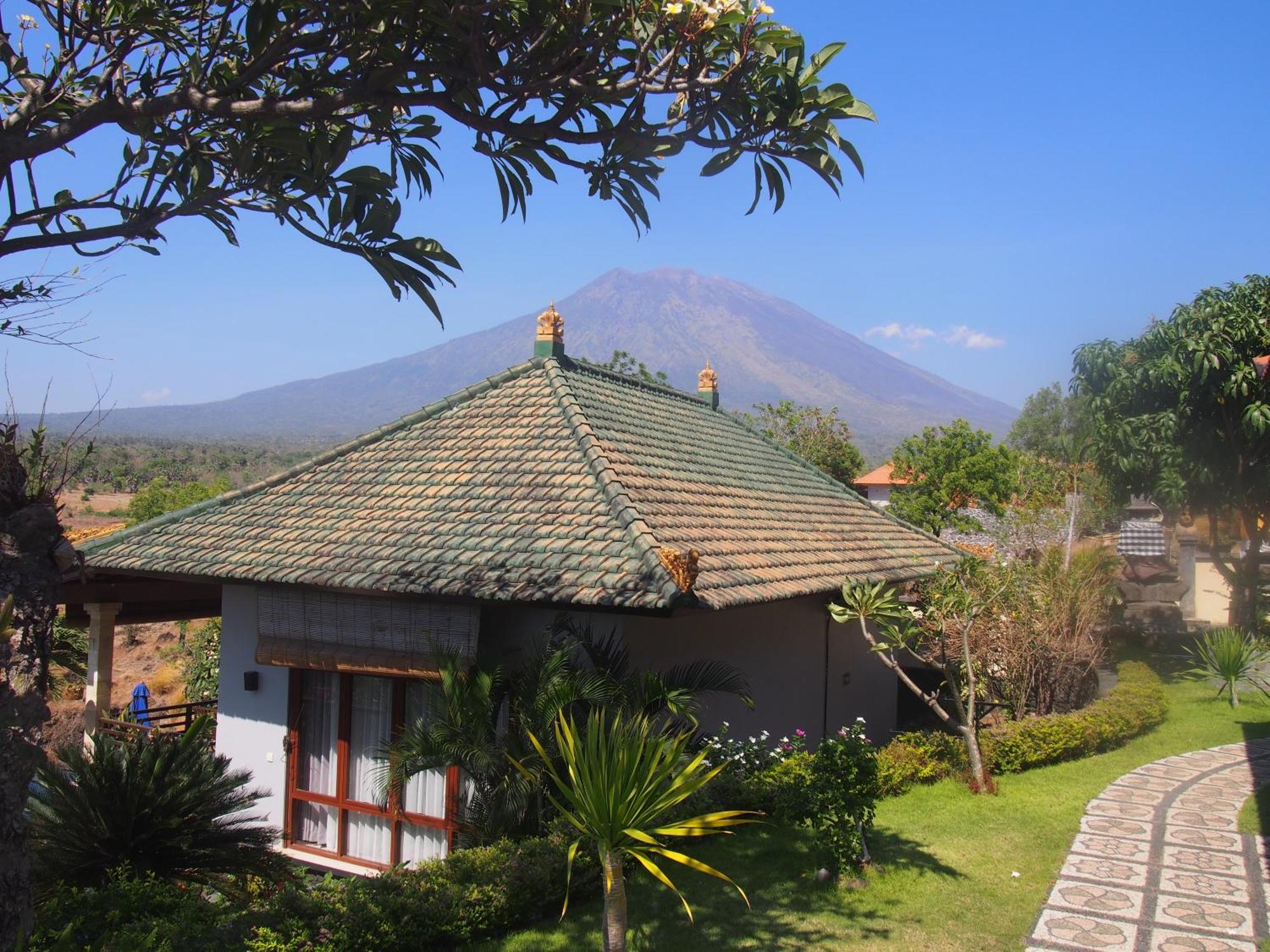 Villa Omah Semar Tulamben  Ngoại thất bức ảnh
