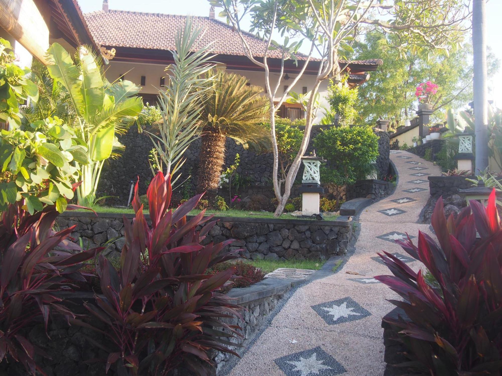Villa Omah Semar Tulamben  Ngoại thất bức ảnh
