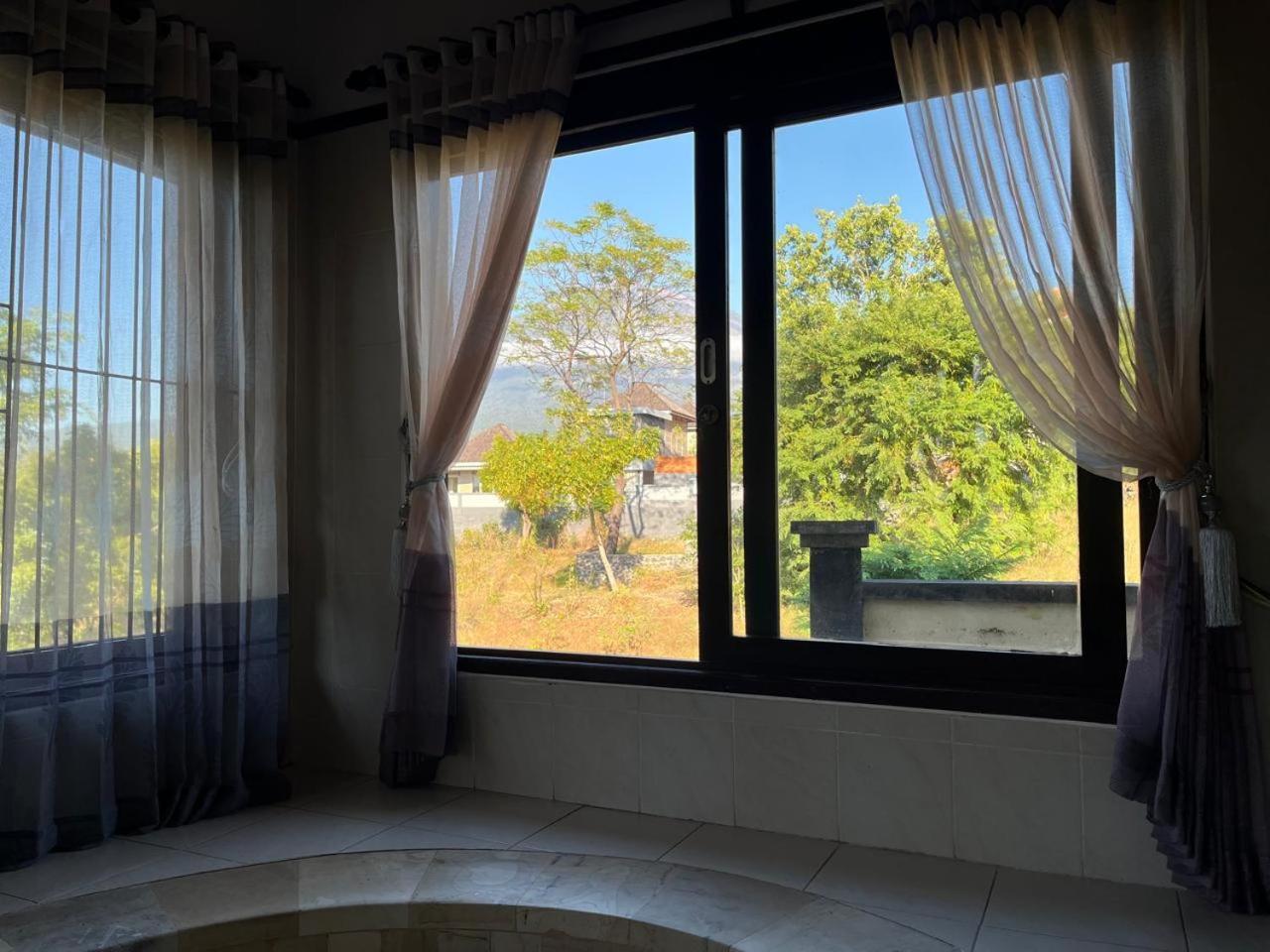 Villa Omah Semar Tulamben  Ngoại thất bức ảnh